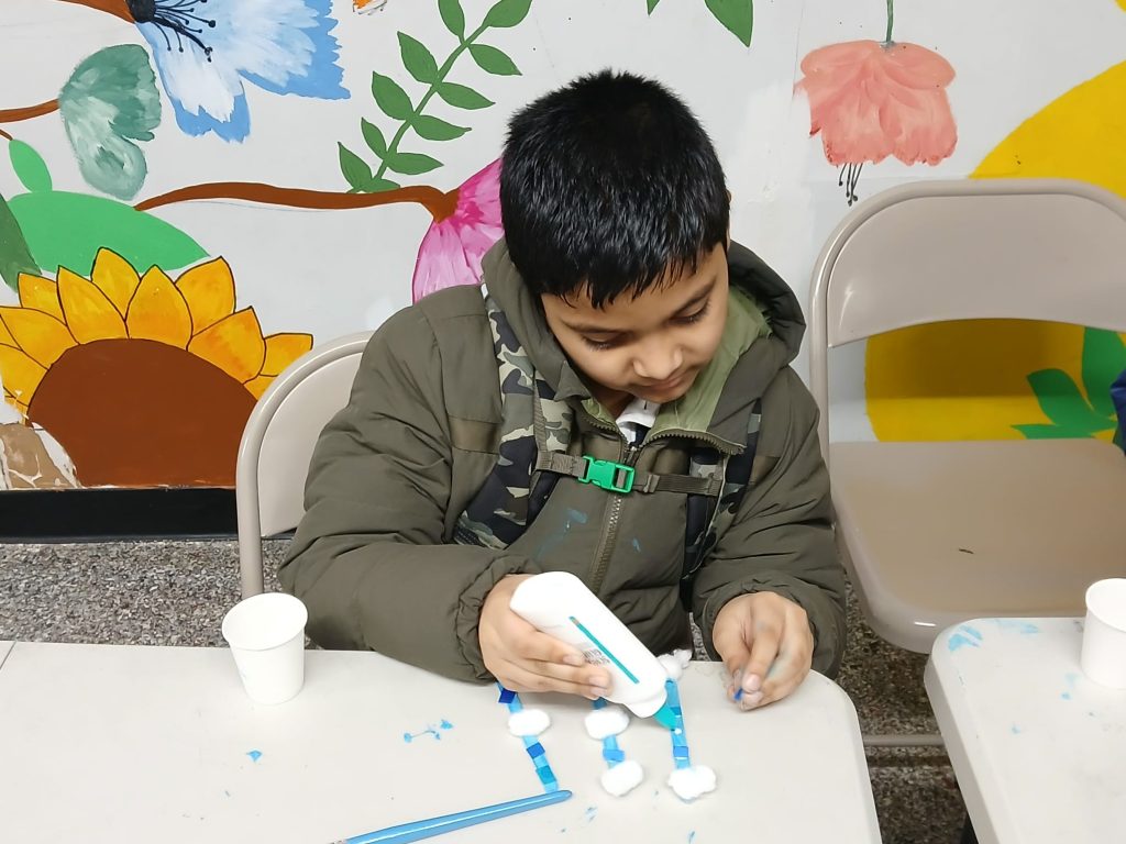 Snowy day calls for a snow craft, our little artists got creative with snow flakes! They made and decorated beautiful snowflakes, bringing a touch of magic to cold and cozy day.