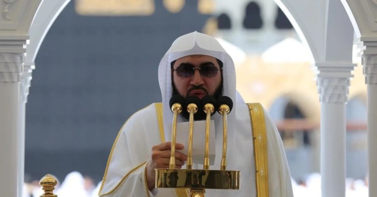 Sermon from Masjid al-Haram – 6 Shawwal 1446 AH Title: “Seasons of Goodness Never End” By: Sheikh Dr. Bandar bin Abdulaziz Balilah (May Allah protect him) Imam and Khateeb of Masjid al-Haram