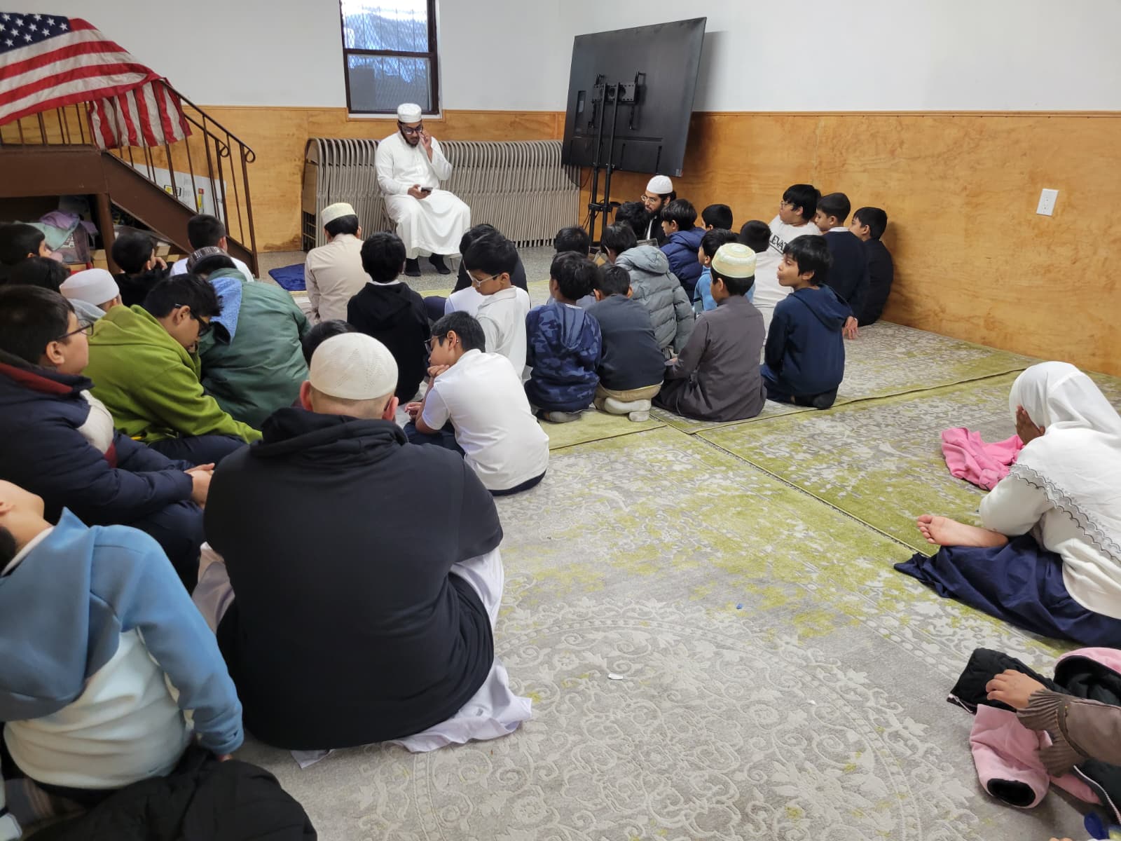 Khutbah at Elhaam Academy 🕋 This week’s khutbah focused on the significance of Hajj, one of the pillars of Islam. Students learned about its importance, the lessons of sacrifice, unity, and submission to Allah. A meaningful reminder for our students to strengthen their connection with their faith and understand the beauty and purpose of Hajj.